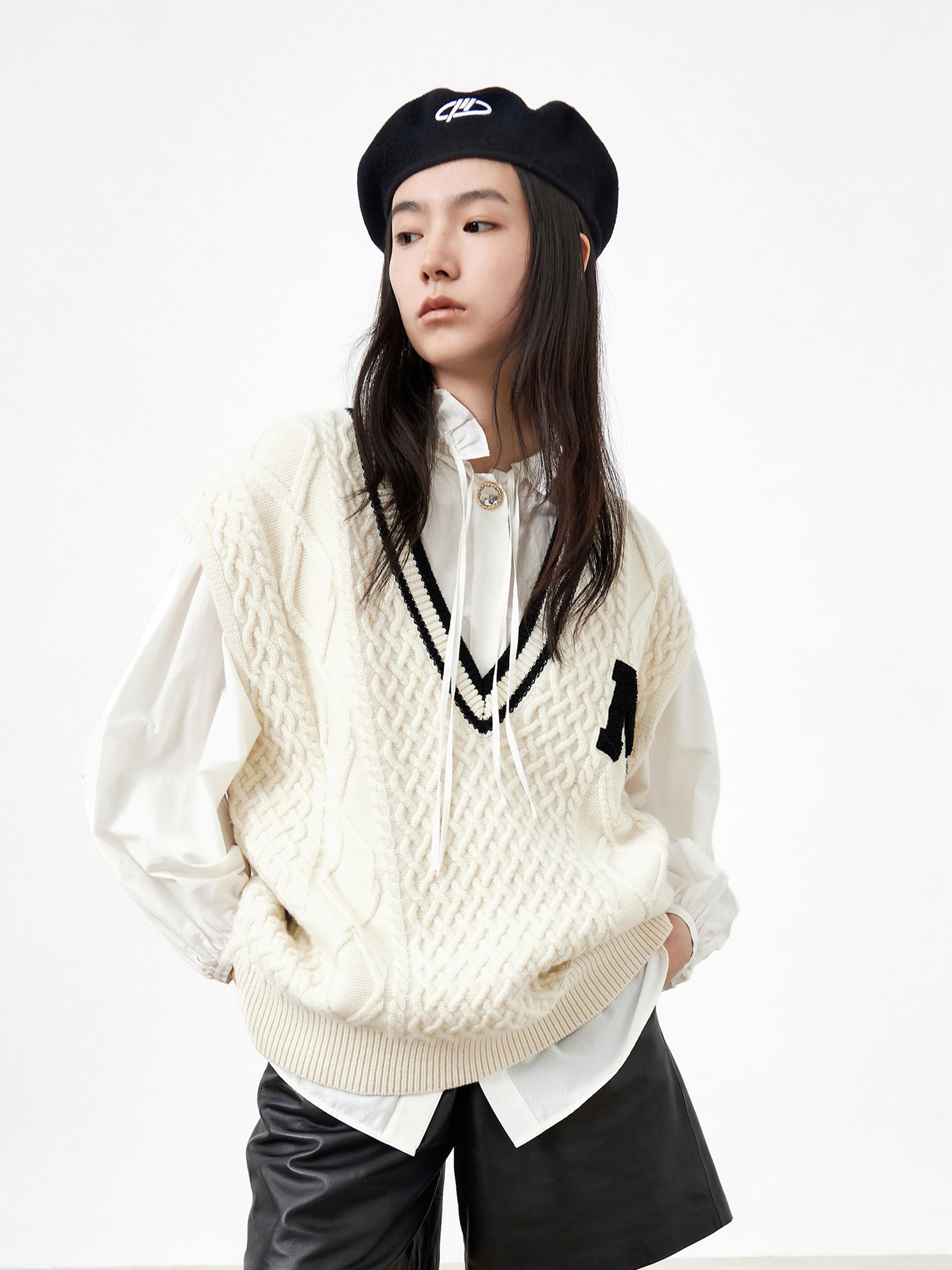 V-neck Cable Knit Vest in Wool